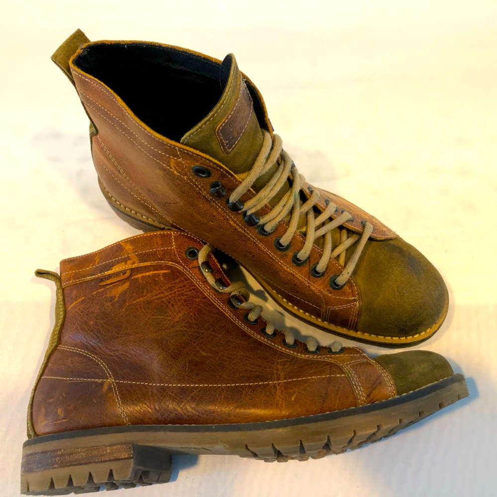 Wolverine 1883 boots , leather , rubber outsole size 8 (42)